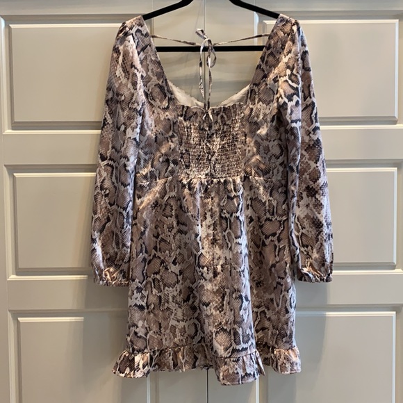 Satin snakeskin dress - Picture 2 of 4